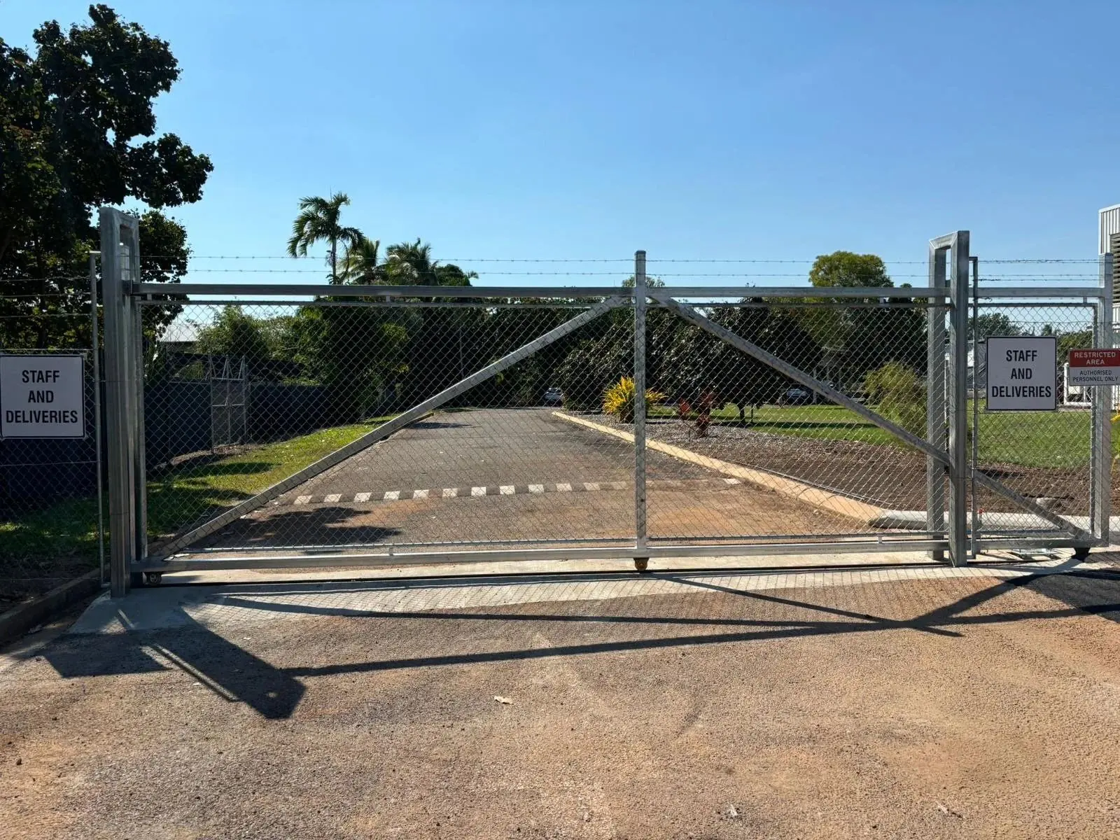 Steel gate