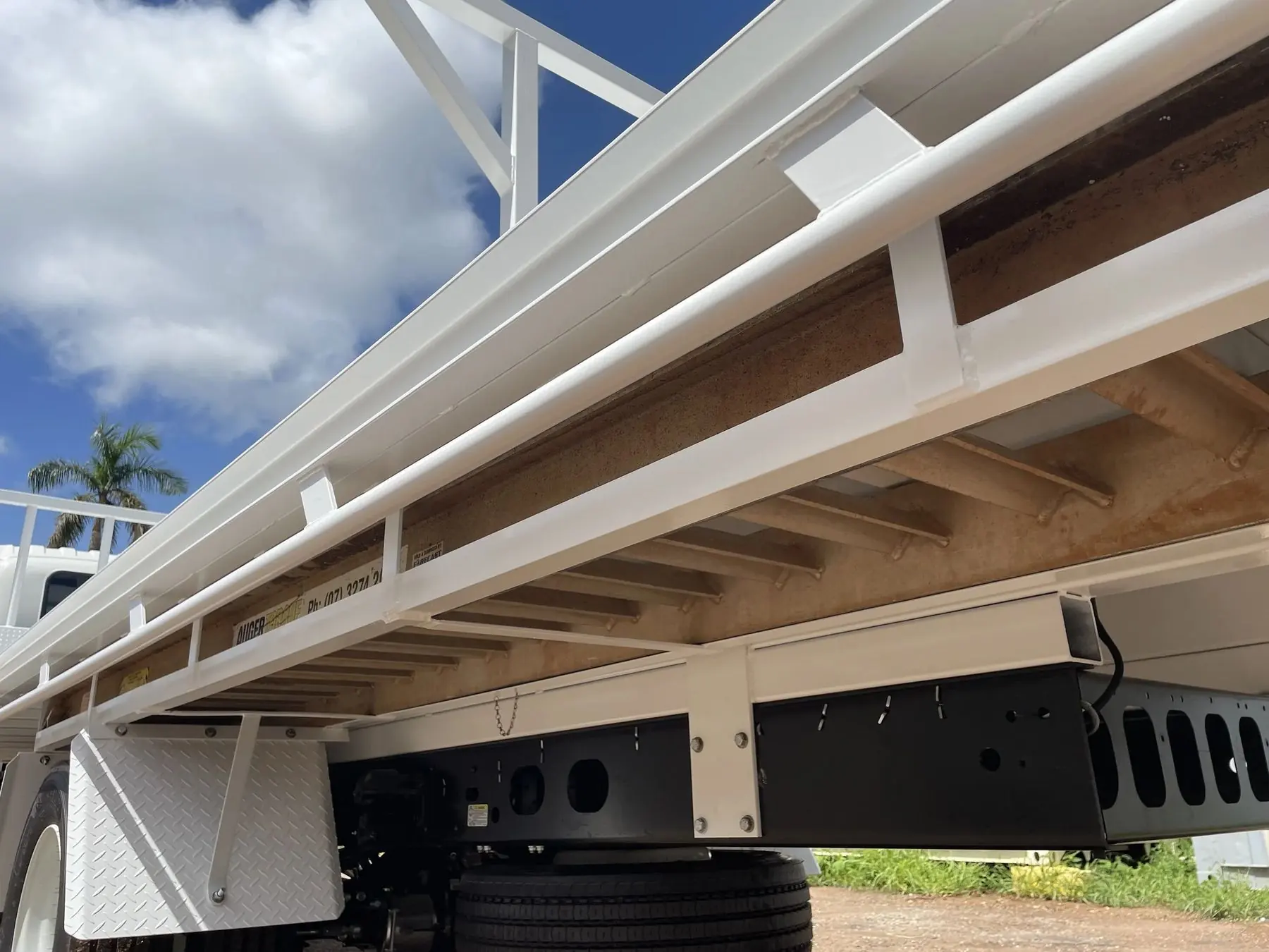 Tray underside